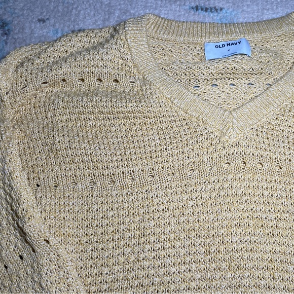 V-neck sweater - Picture 2 of 4